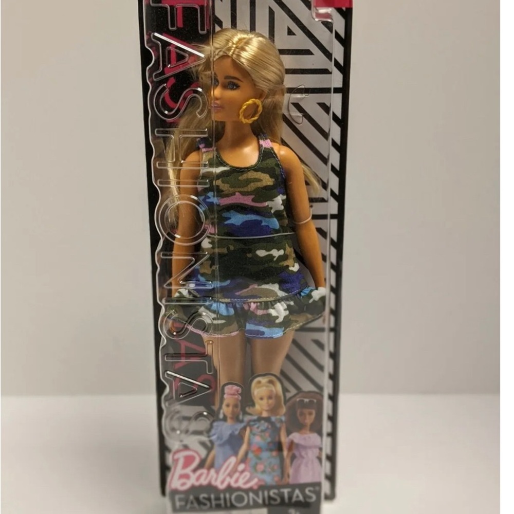 Barbie Fashionistas Doll #94 Urban Camo - New in Box - 2018 - Blonde Beauty